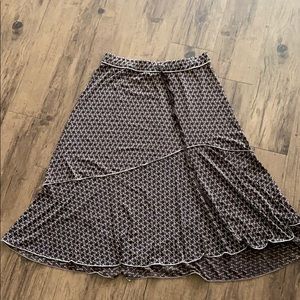 Soft, patterned brown skirt